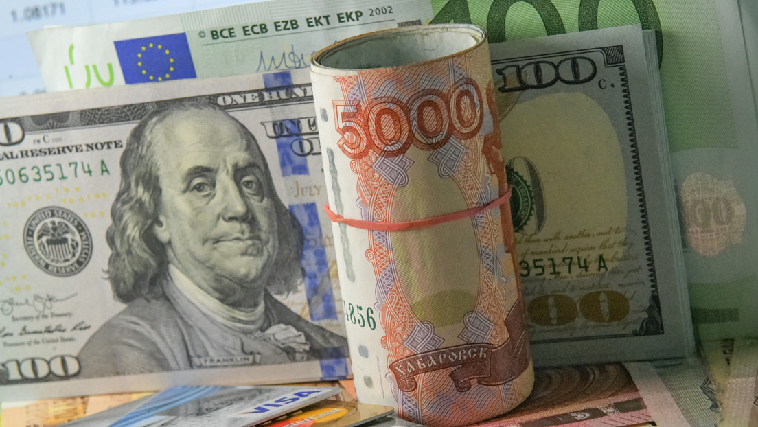 Vladímir Putin: «Hemos perdido la confianza en el dólar, el euro y la libra esterlina»