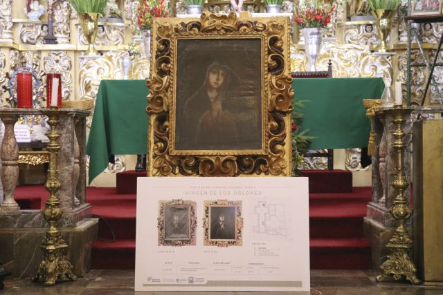 Restauran lienzos religiosos en San Francisco Acatepec