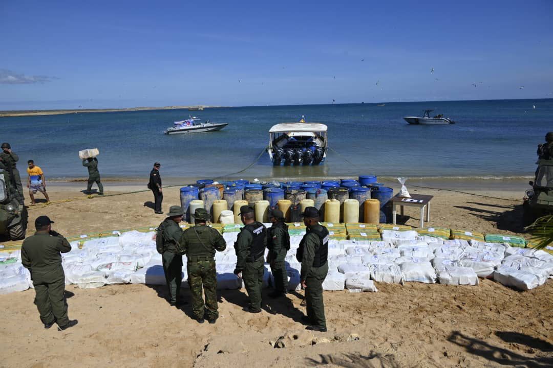 Venezuela decomisa el mayor cargamento marítimo de marihuana de la última década