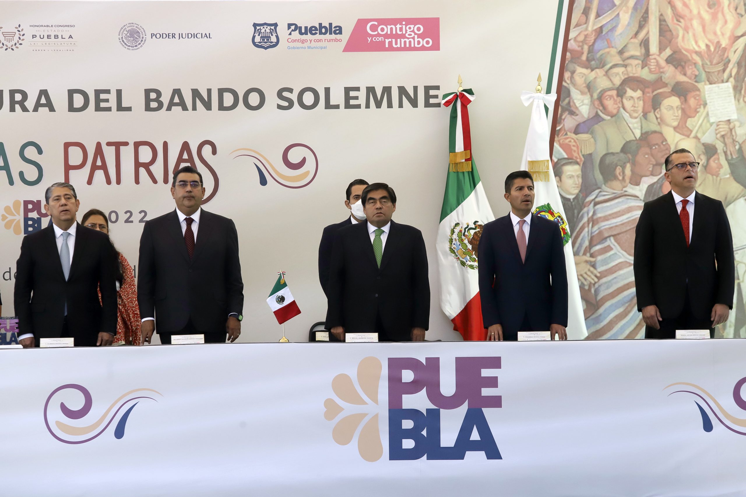 Comienzan oficialmente fiestas patrias en Puebla
