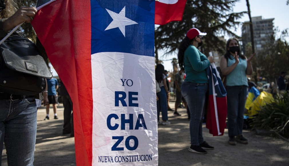 Mayoría rechaza en Chile propuesta de nueva Constitución