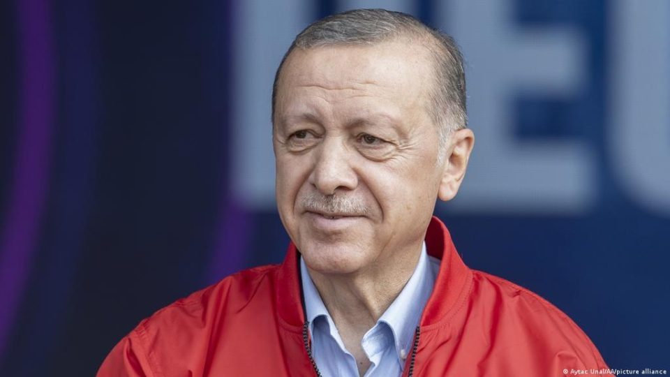 Presidente turco reprueba «políticas provocadoras» de occidente hacia Rusia