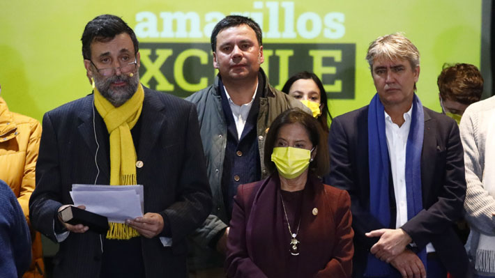 Lo que dejó la ola: Amarillos por Chile inicia el camino para convertirse en partido político con firmas de Fulvio Rossi, René Cortázar y Jorge Burgos