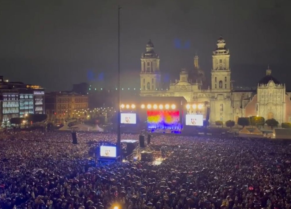 Grupo Firme supera a «Chente»; 280 mil en zócalo de CDMX
