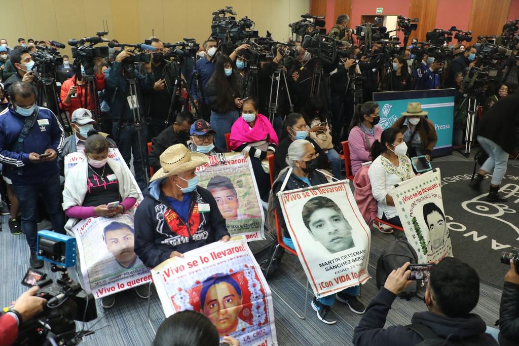 En Ayotzinapa, vinculo de funcionarios federales con crimen organizado: GIEI