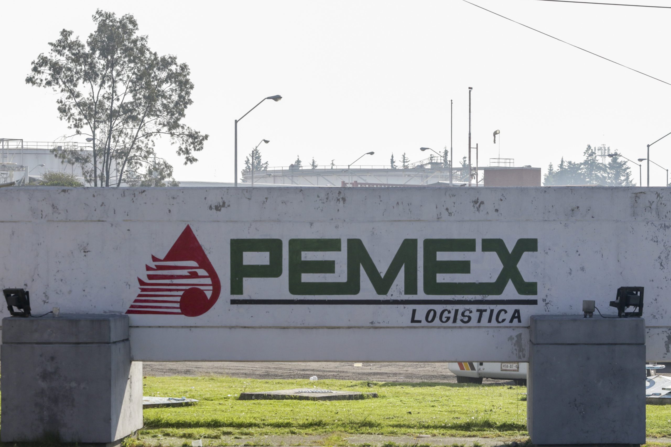 Pemex invertirá más de 11 mil mdd  para reducir efecto invernadero