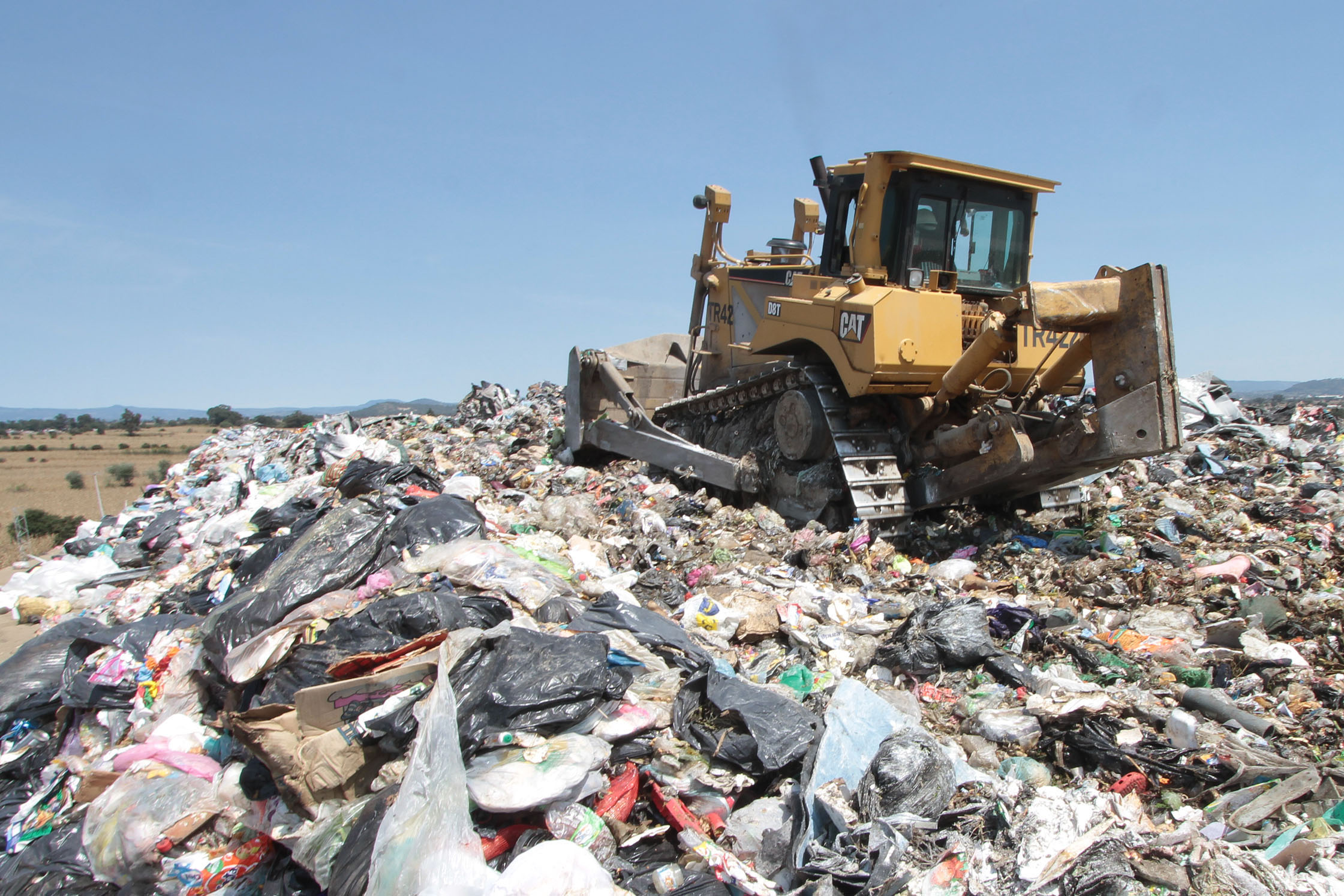 Exige gobernador al Ayuntamiento de Tehuacán; resuelva problema de basura