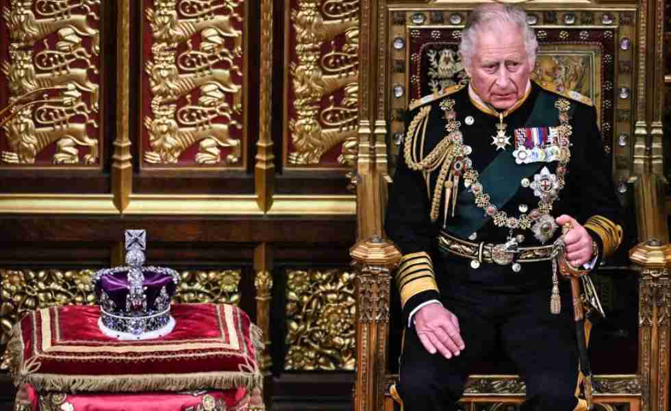 Tras muerte de Isabel II, Carlos III se convierte en rey de Reino Unido