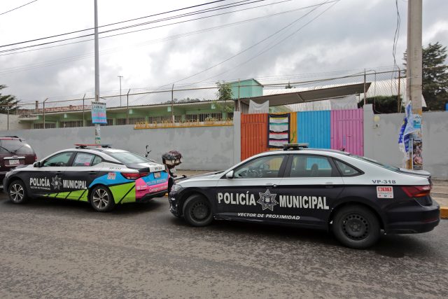 Padres denuncian violación de menor en kínder de Amalucan