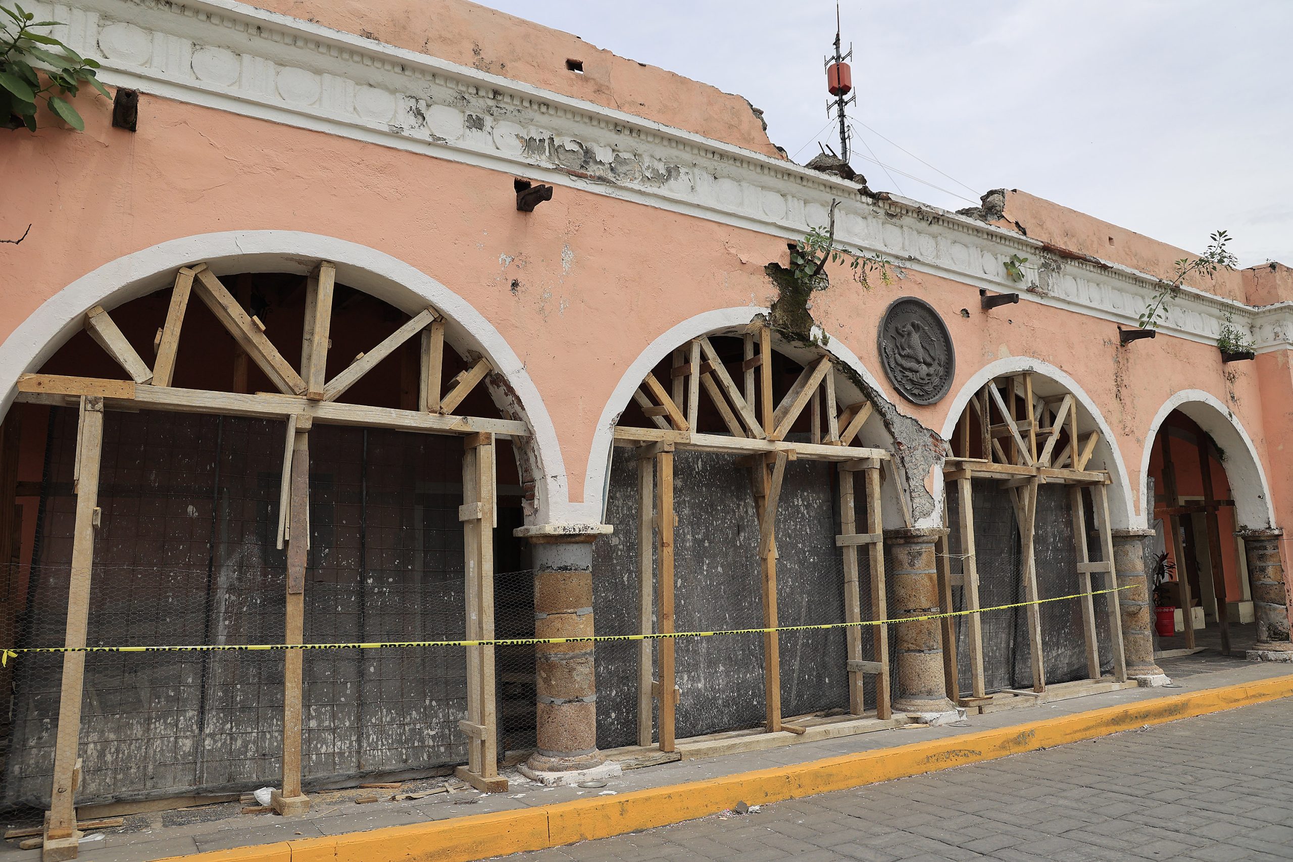 Gobierno de Puebla financiará reparaciones en edificios por sismo de 2017
