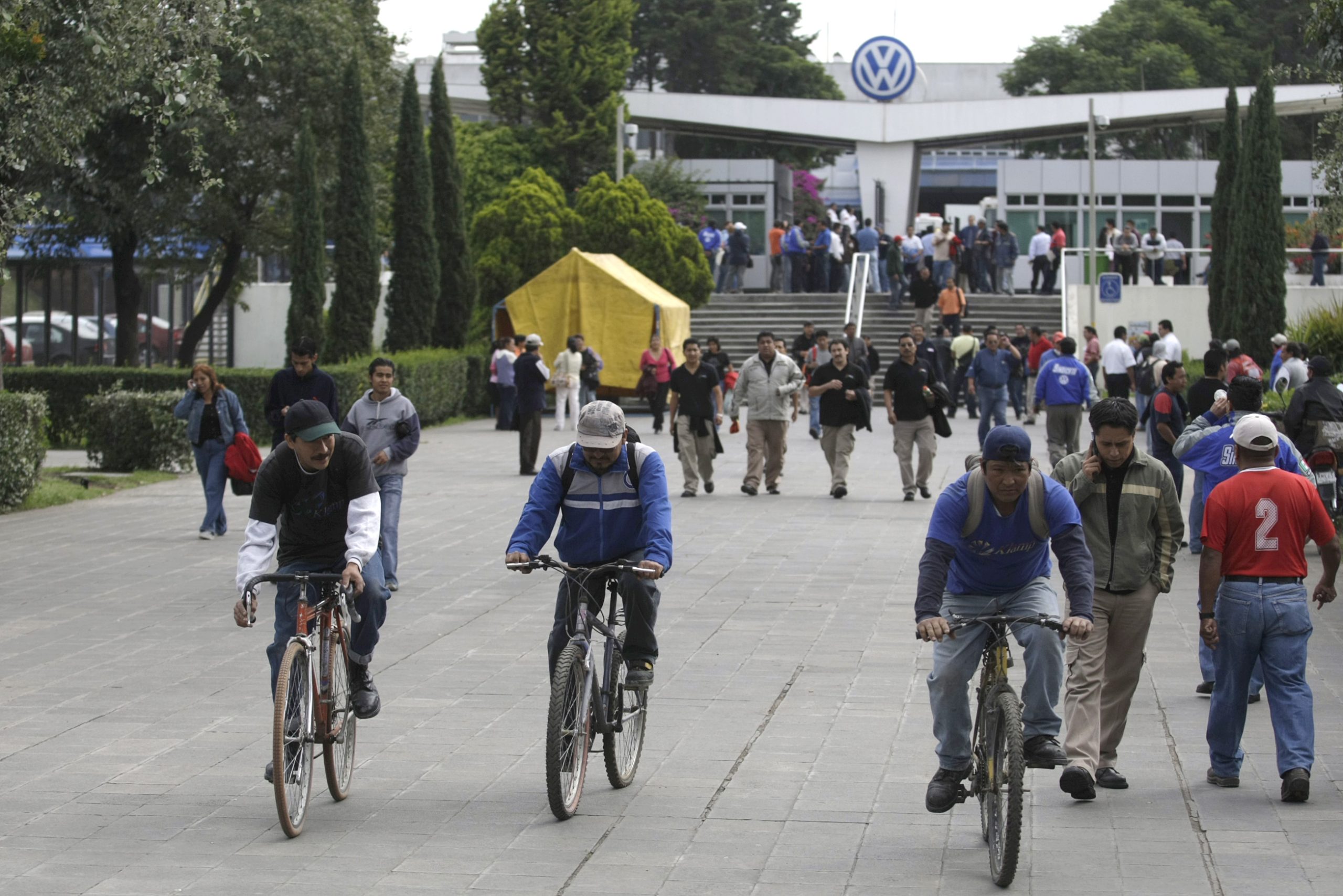 Alistan tercera consulta de VW; planta mantiene el 11%