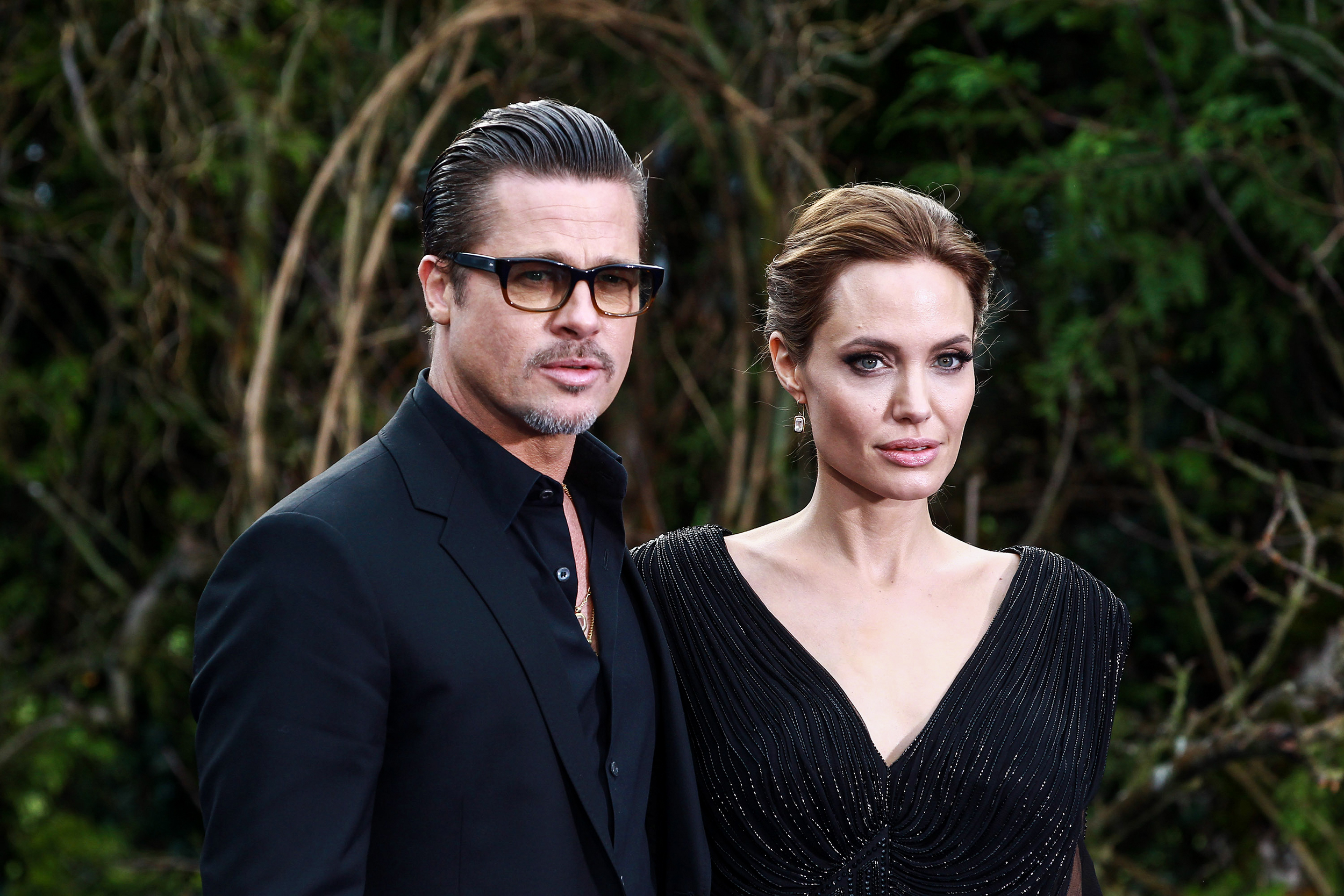 Angelina Jolie denuncia maltrato de Brad Pitt: «agarró del cuello a uno de los niños»