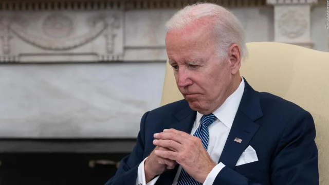 Segundo lote de documentos clasificados es encontrado en la cochera de Biden