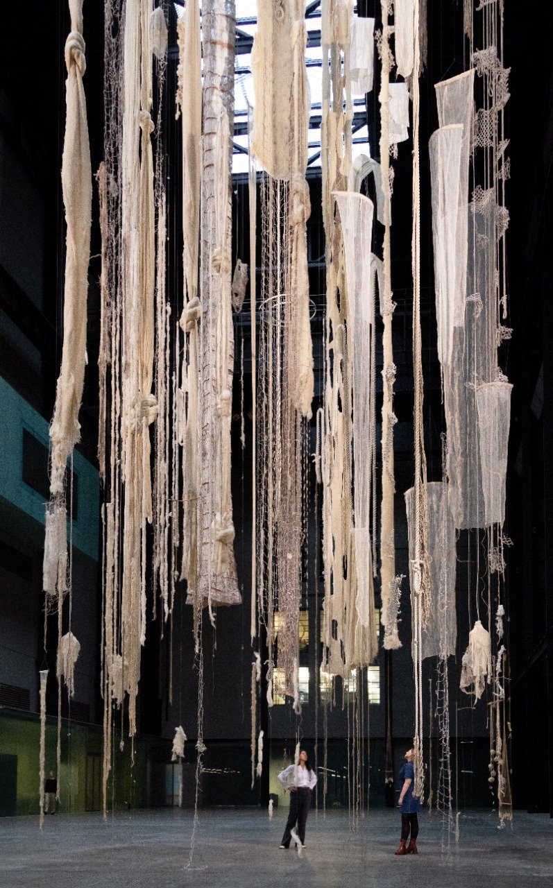 Artista chilena Cecilia Vicuña realiza monumental instalación en el ...