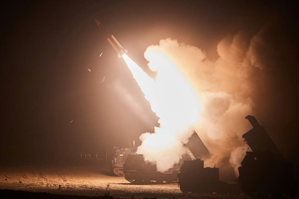 Denuncian que Corea del Norte lanzó 170 disparos de artillería sobre zonas marítimas de amortiguamiento