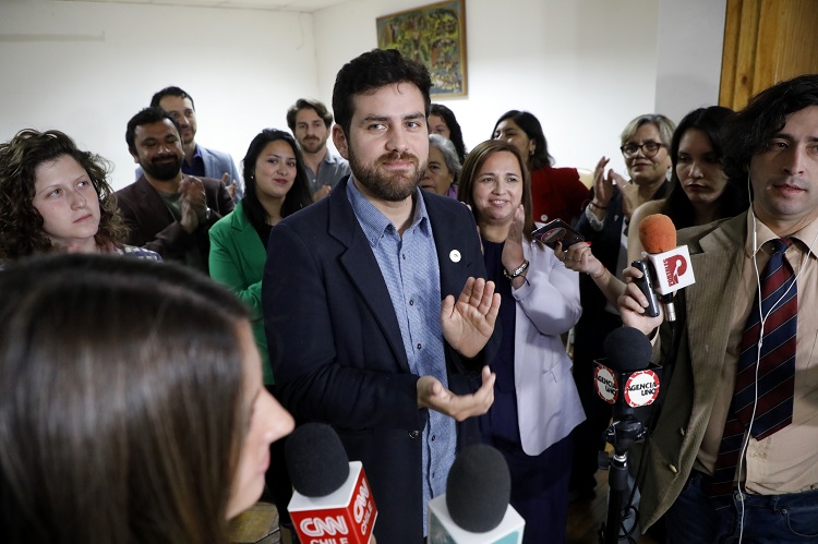 Diego Ibáñez se convierte en el nuevo presidente de Convergencia Social