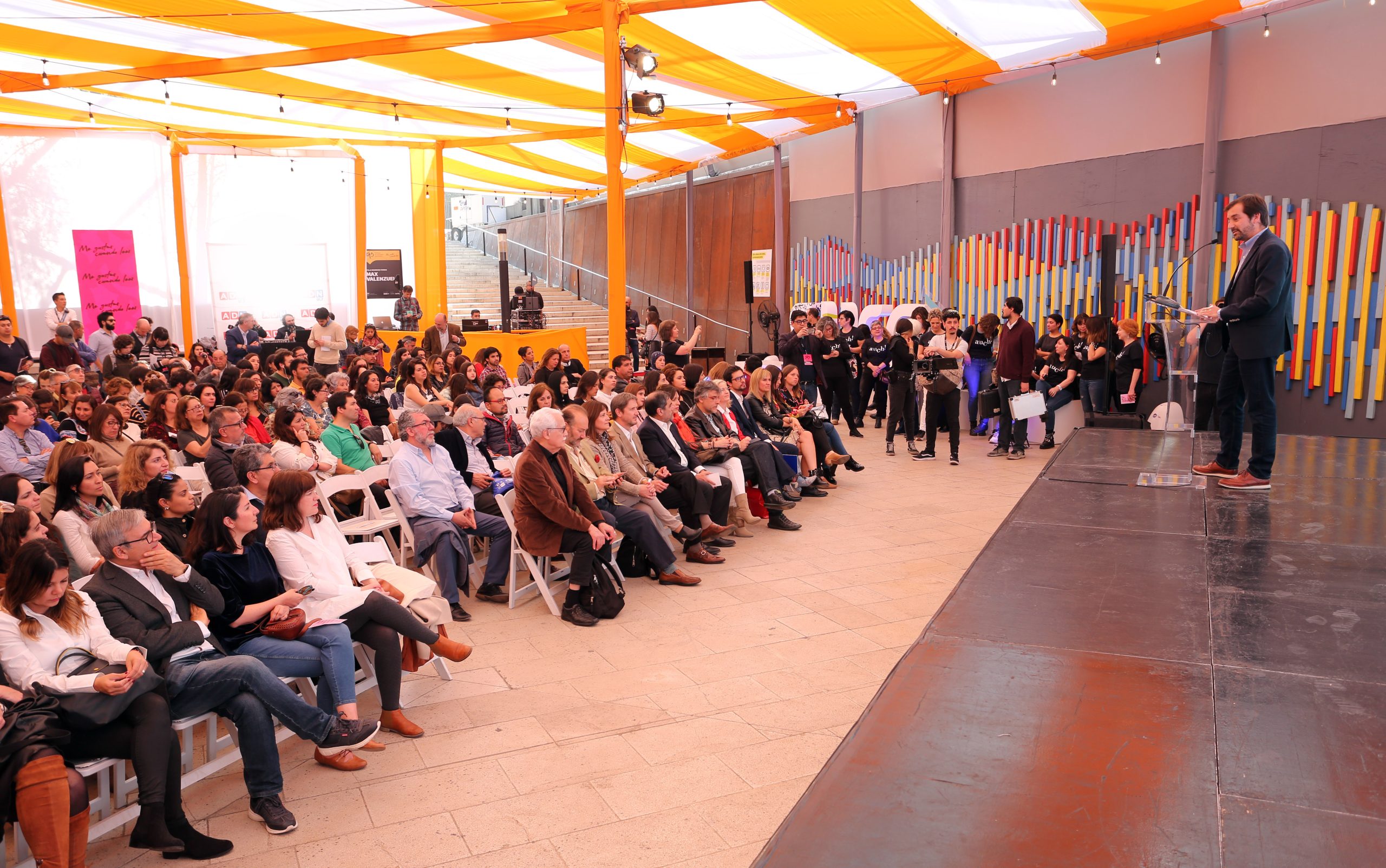 Festival de Autores 2022 contará con la presencia de Hernán Rivera Letelier, Leonardo Padura y cerca de cien actividades abiertas al público