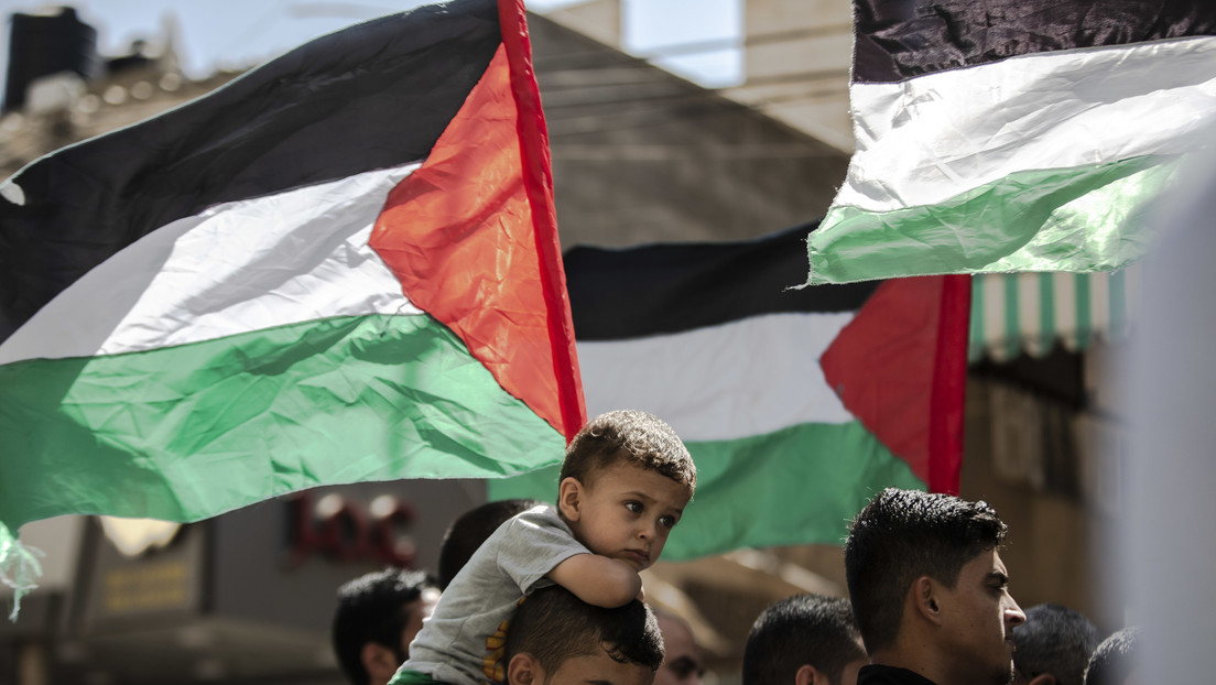 Denuncian a Israel por casi 800 palestinos detenidos sin cargos ni juicios