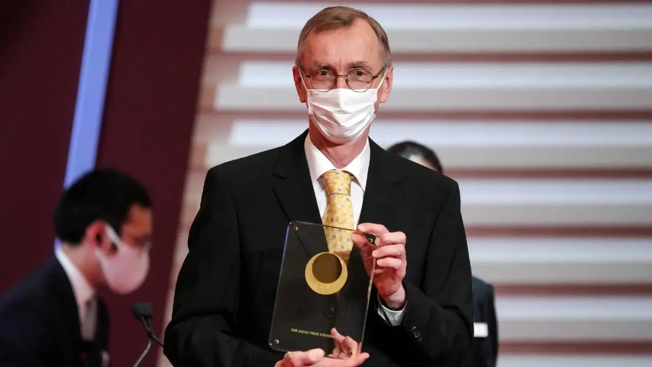 Gana el premio Nobel de Medicina, Svante Paabo, científico sueco