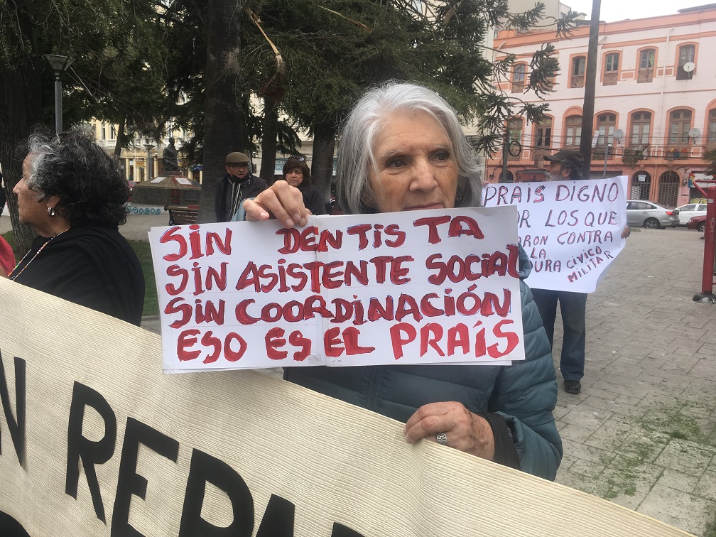 Usuarios del PRAIS volvieron a protestar en Valparaíso: Acusan graves falencias que les impiden tener acceso a una atención digna de salud