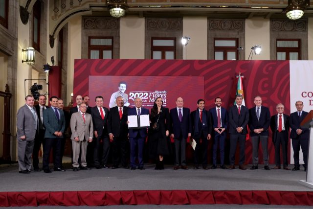 Presenta Hacienda acuerdo con empresarios contra inflación