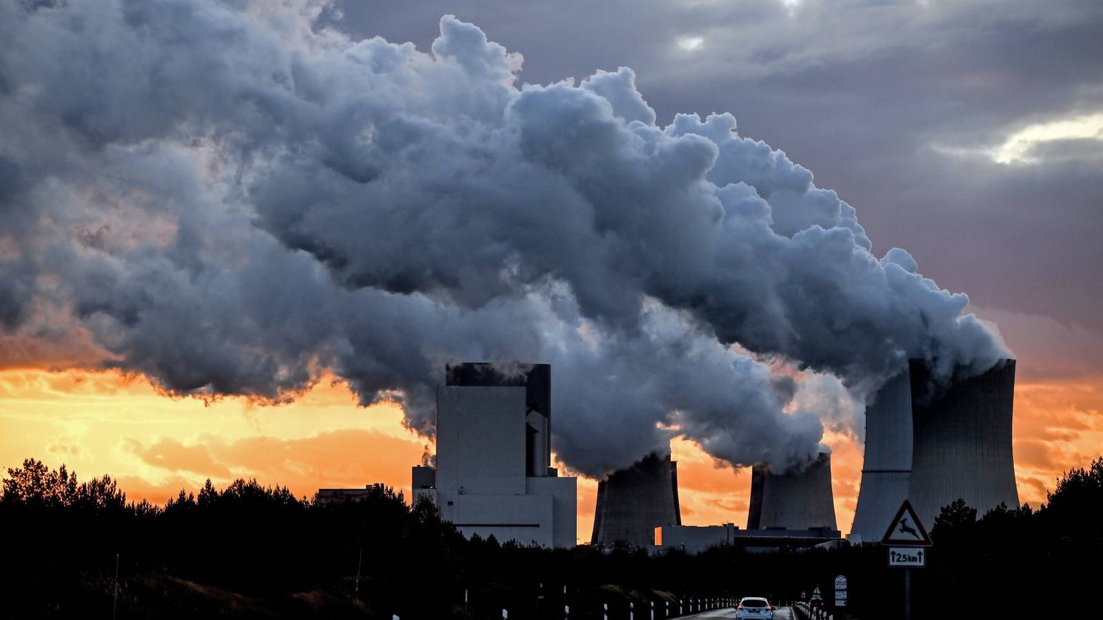 Emisiones de CO2 globales alcanzarán su punto máximo de inflexión para 2025