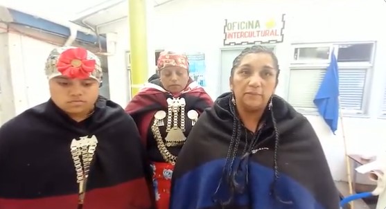 Familiares joven mapuche herido