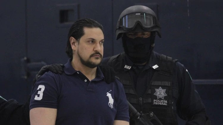 Dan 36 años a narco que disparó al futbolista Salvador Cabañas