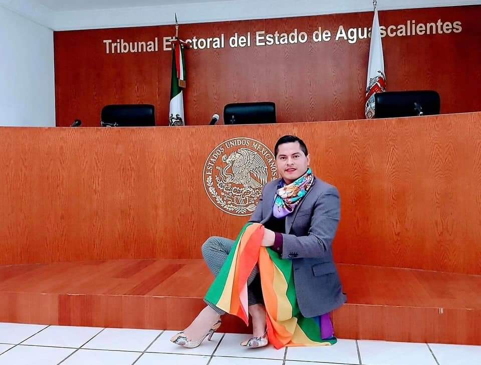 Ociel Baena hace historia como el primer “magistrade” electoral no binario en América Latina