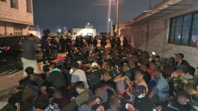 INM encuentra a 223 migrantes en colonia Gran Tenochtitlan, Puebla