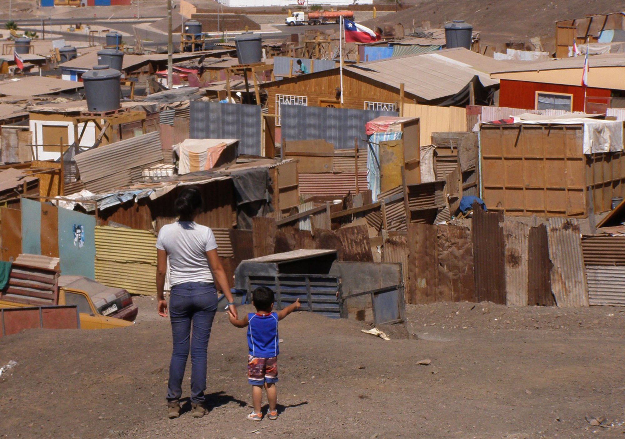Banco Mundial advierte aumento en la pobreza en Chile: alcanzará un 10,5% en 2022
