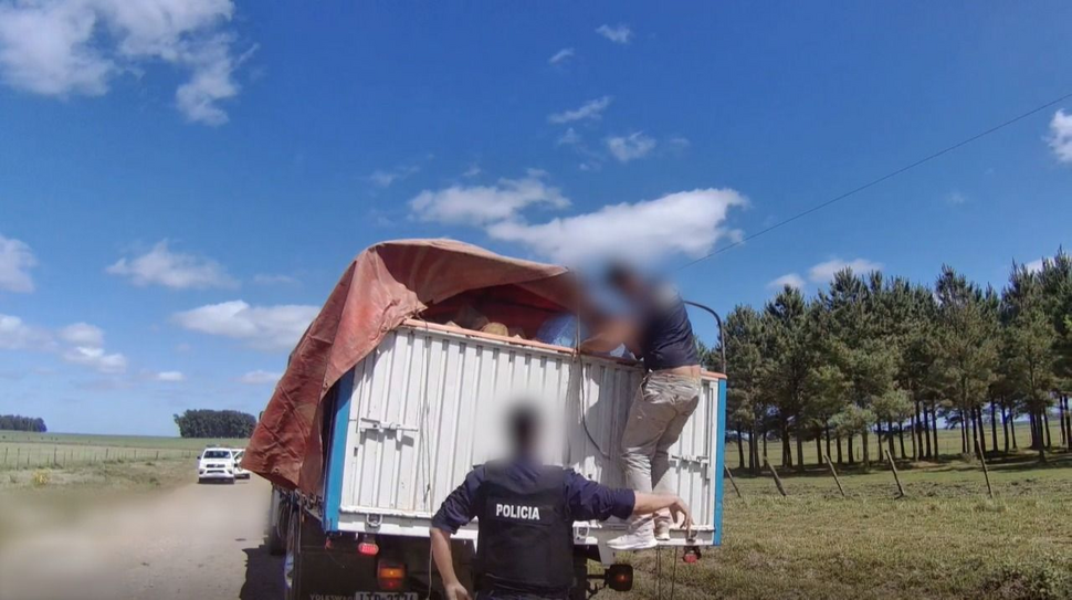 Uruguay: policía decomisa 444 kilos de cocaína