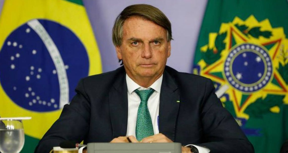 Hospitalizan a Bolsonaro en Estados Unidos por dolor abdominal