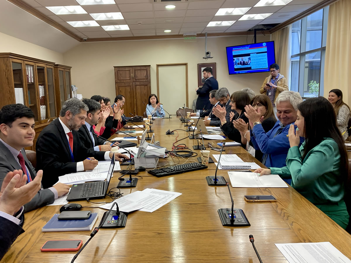 Unánime: Comisión de Salud de la Cámara aprobó proyecto que articula el Hospital Clínico de la U. de Chile con la red pública