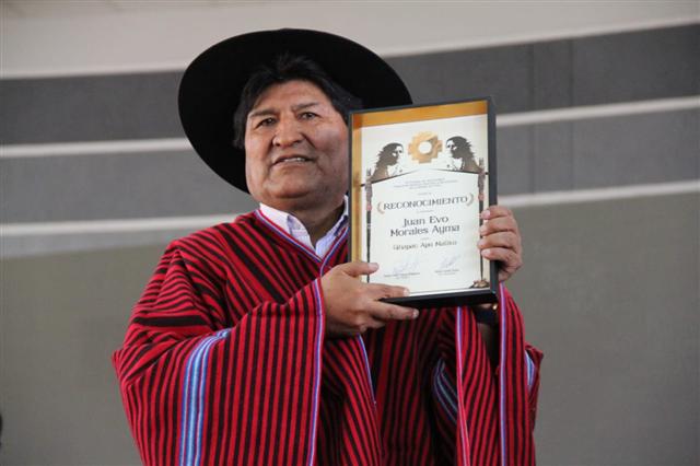 Expresidente boliviano agradece el homenaje de pueblos indígenas peruanos