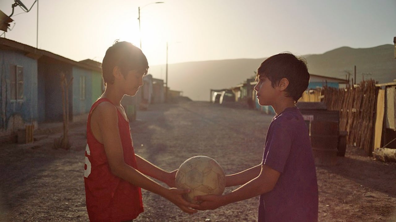 «Estrellas del desierto»: Cortometraje de directora chilena clasifica en carrera a los Premios Óscar