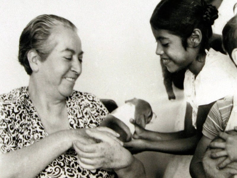 Diputadas ingresaron proyecto de ley para celebrar todos los 7 de abril el «Día de Gabriela Mistral»