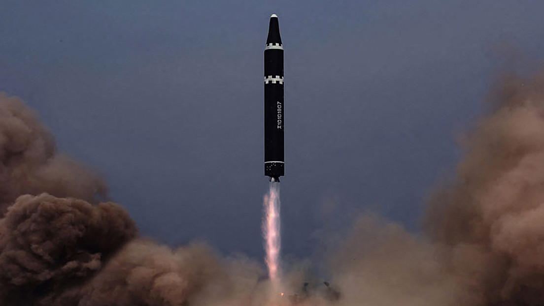 Corea del Norte lanza misil balístico hacia el mar de Japón