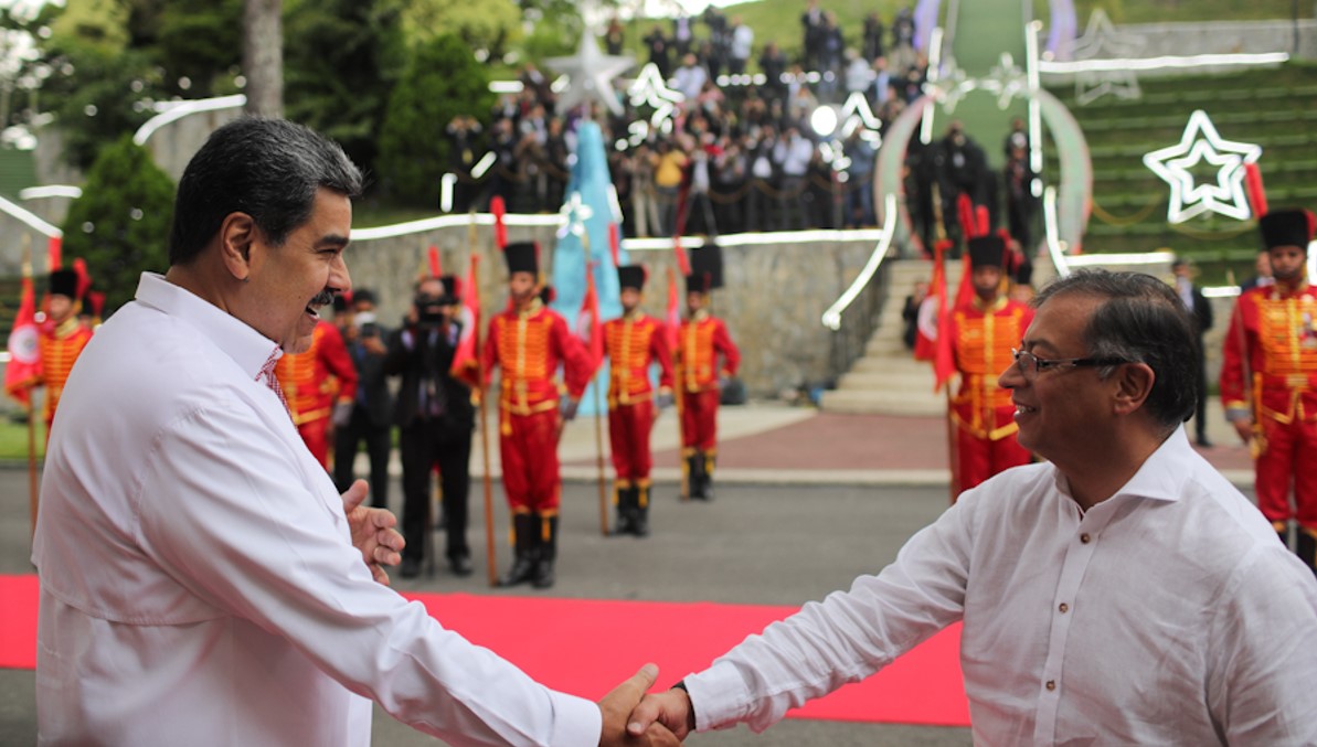 Los asuntos que abordaron Petro y Maduro en su primer encuentro oficial en Caracas