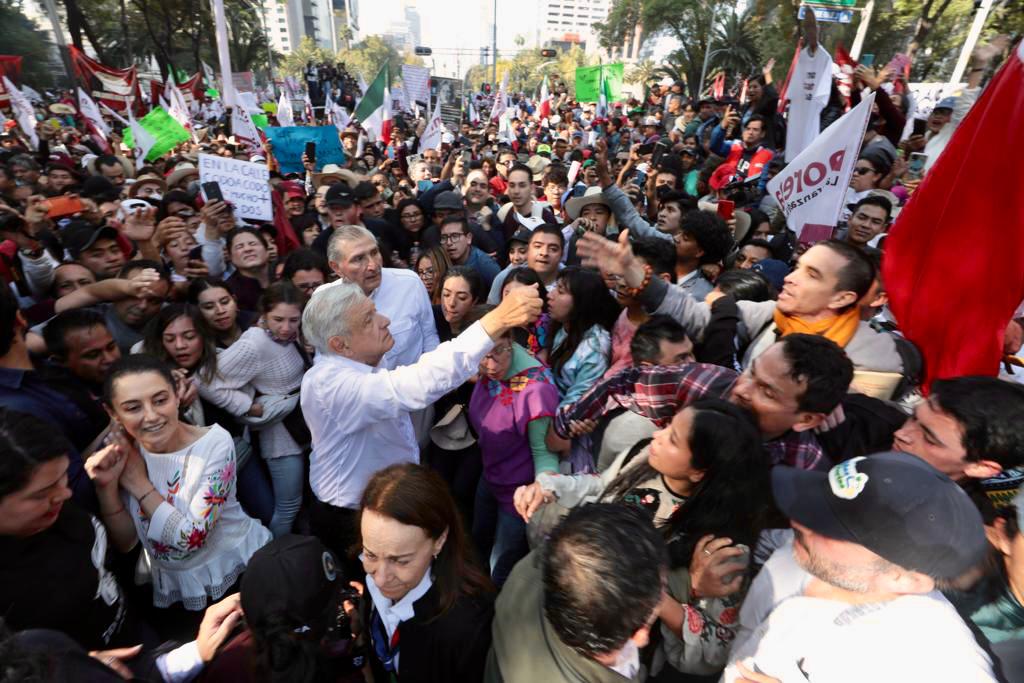 En imágenes: así se vive la marcha por la 4T en la CDMX