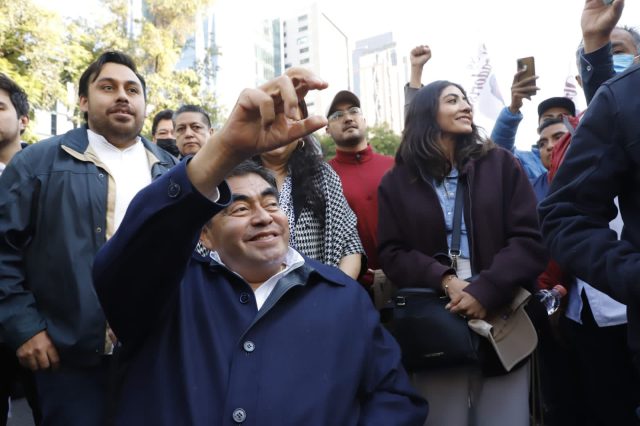 Gobernadores de la 4T acuden a CDMX para mostrar su apoyo a AMLO