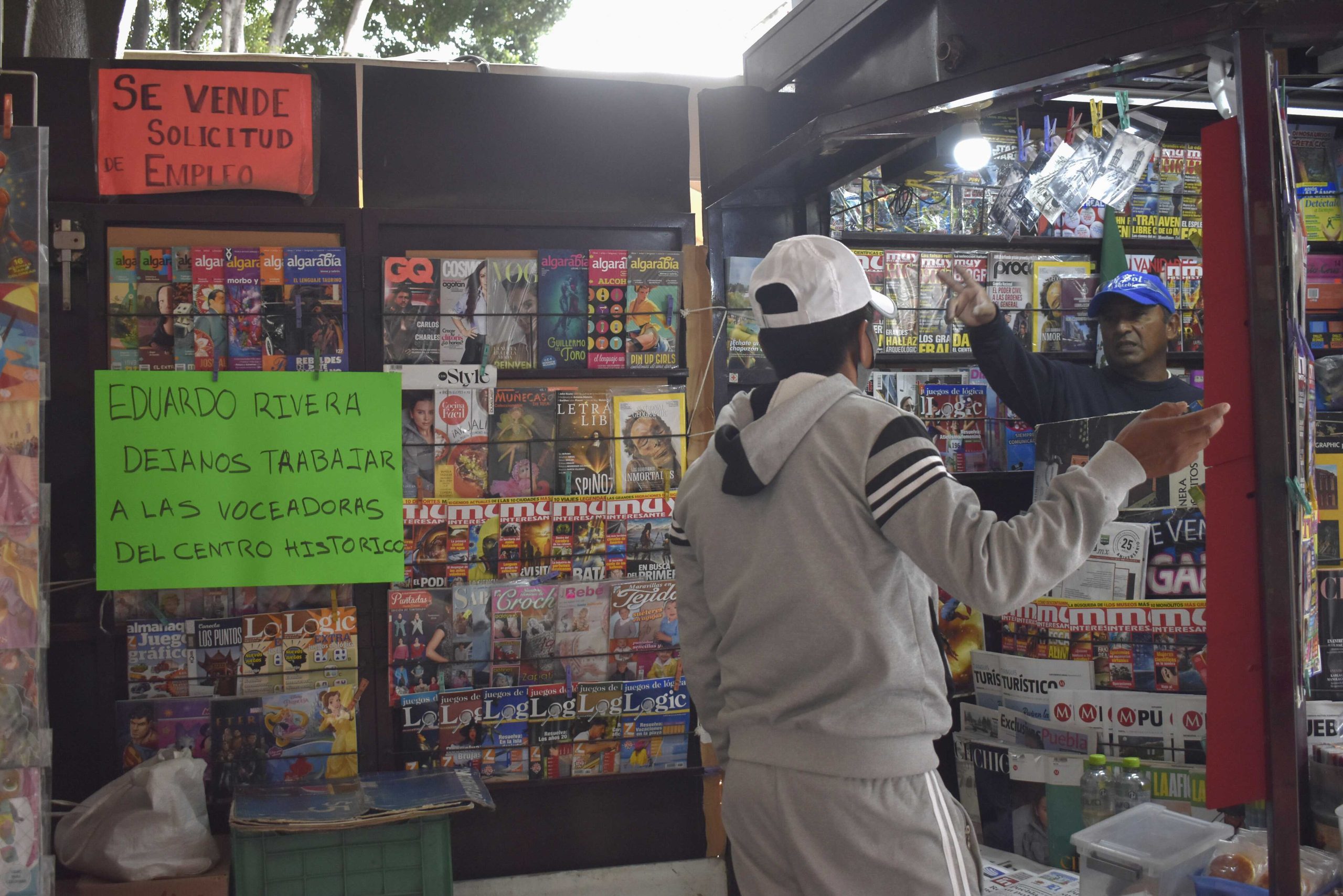 Comuna retira 5 casetas de periódicos del Centro Histórico