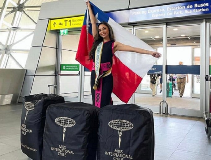 <strong>La joven mapuche Catalina Huenulao viajó a Tokio para representar a Chile en “Miss Internacional”</strong>