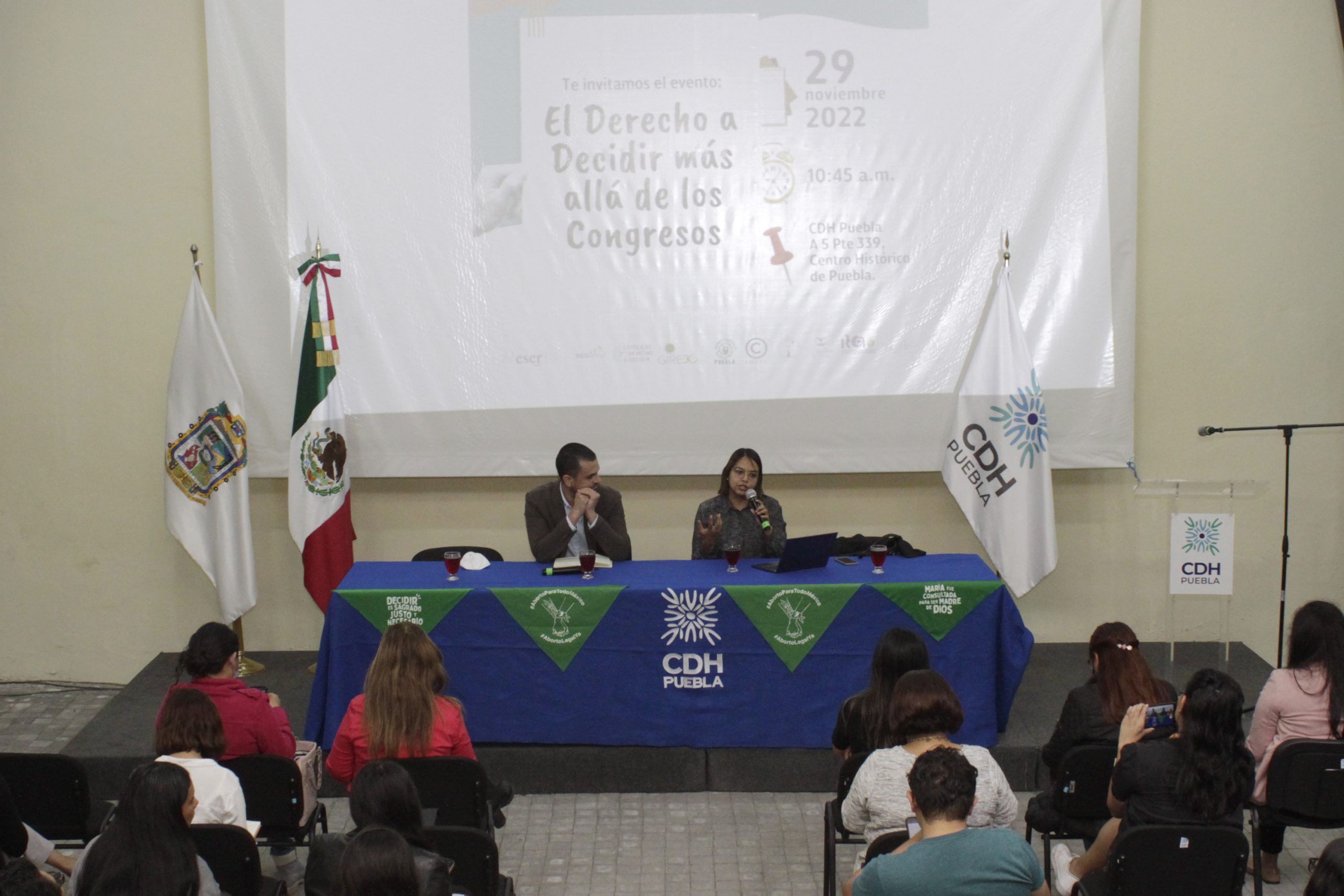 Feministas detallan factores que retrasan debate sobre aborto en Puebla