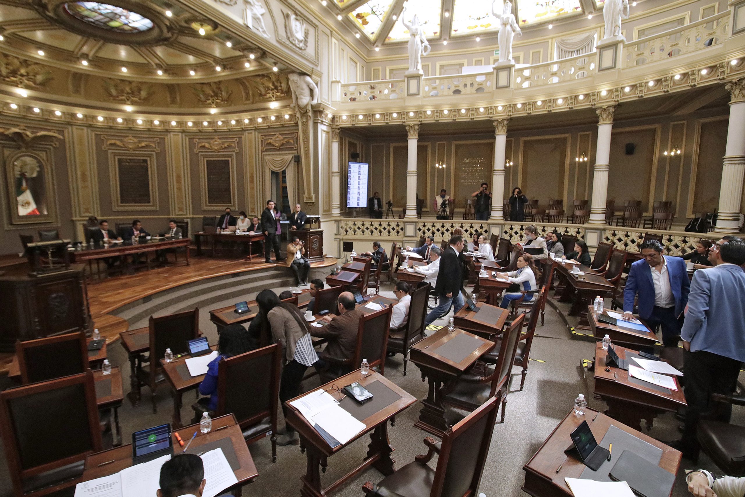 Presentan otra iniciativa contra la violencia ácida