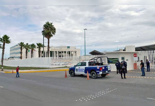 Desalojan Congreso de Tamaulipas por amenaza de bomba