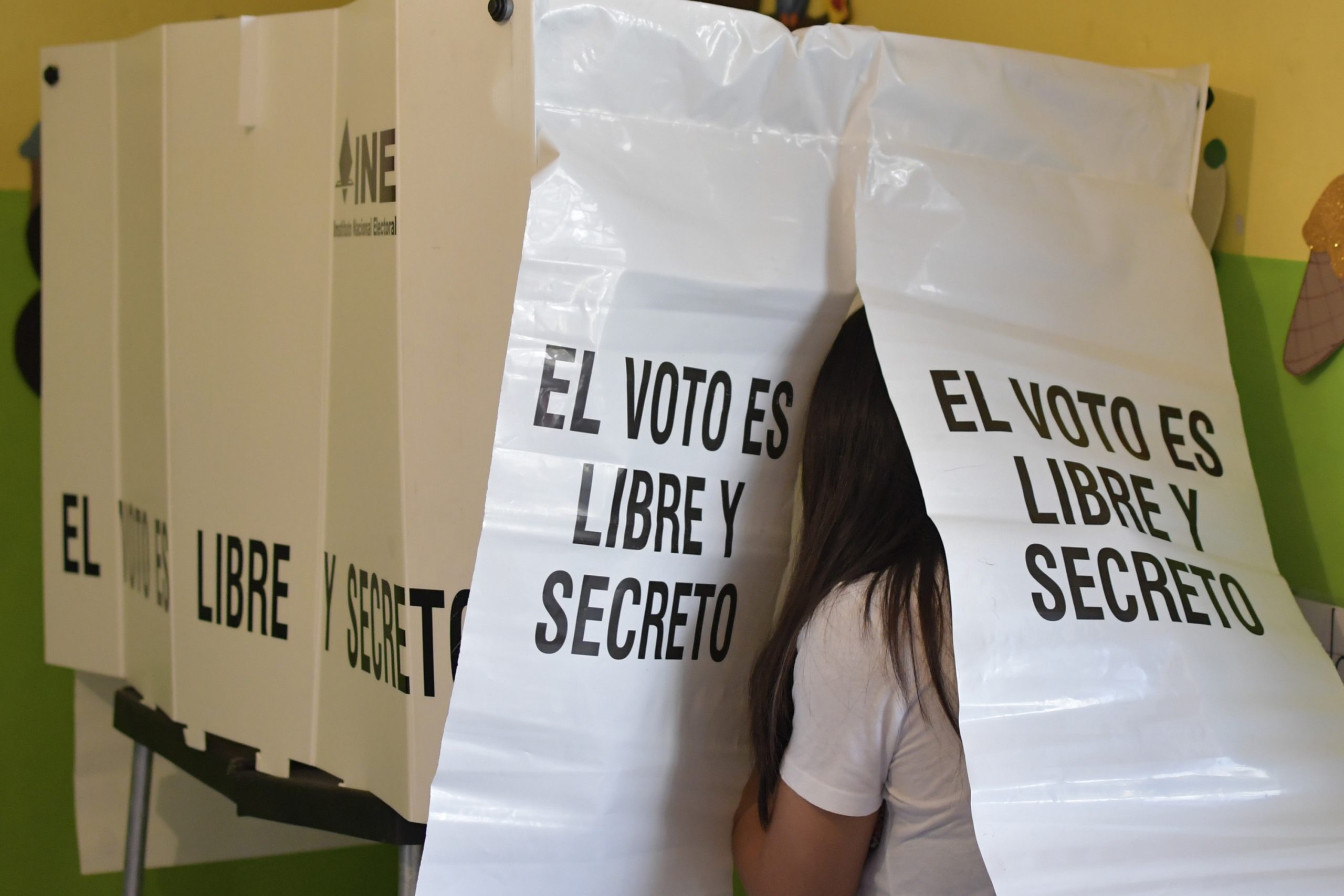 ¿Qué esperan y sienten jóvenes poblanos ante su primer voto electoral?