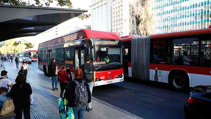 Gobierno endurece medidas antievasión en buses RED: incluye sanciones a micreros que permitan el acceso por puertas traseras