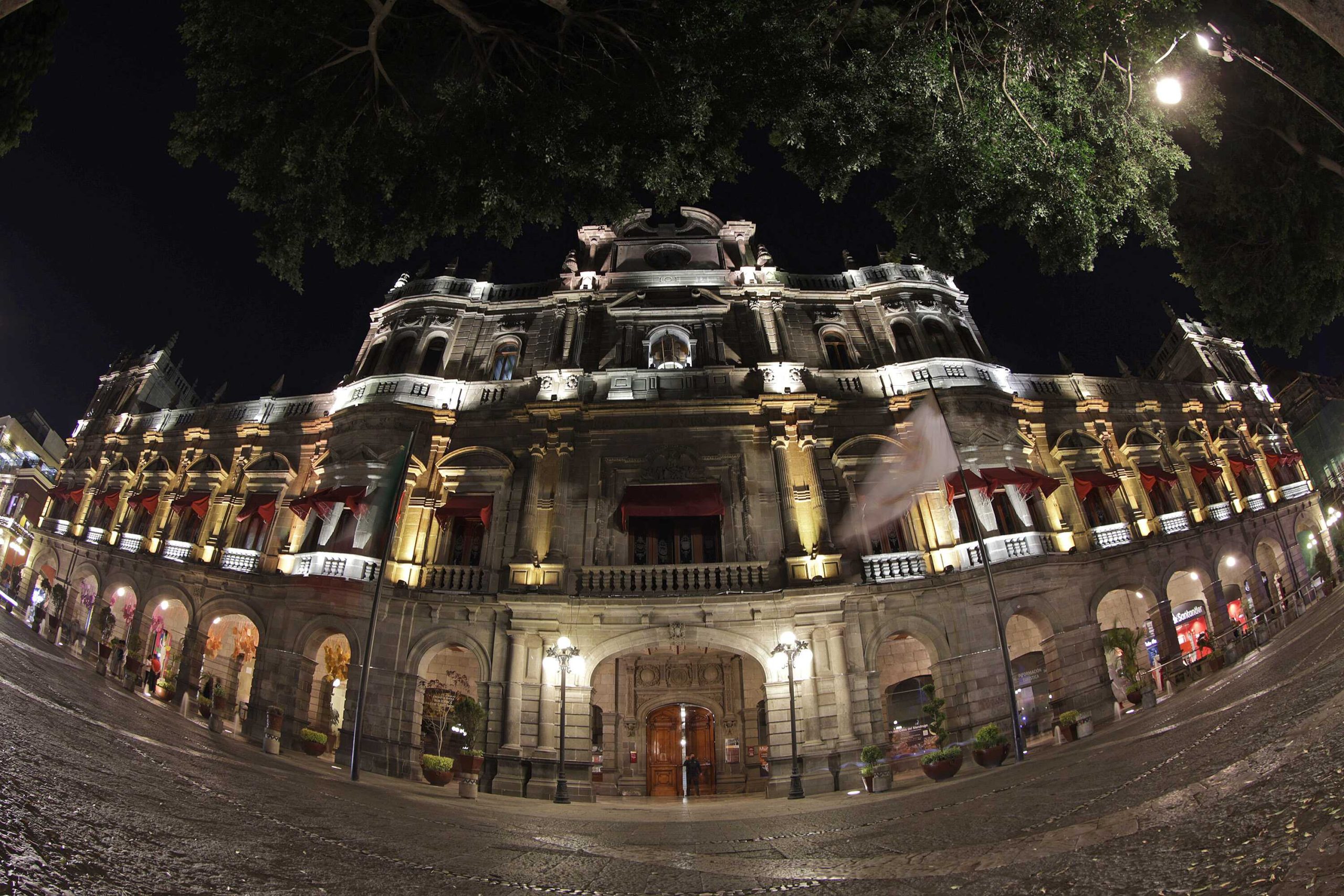 Aprueba Ayuntamiento de Puebla DAP y aumento de 7% a impuestos
