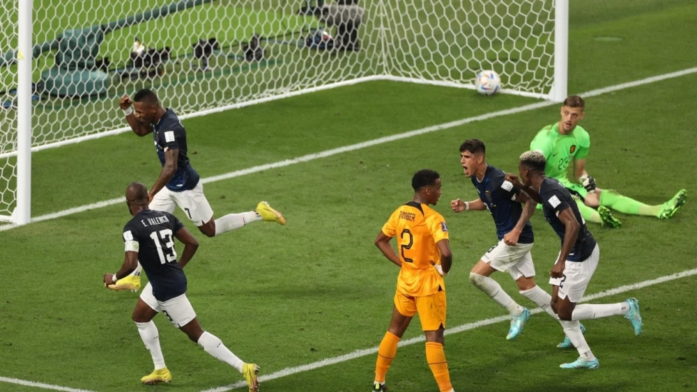 Ecuador y  Países Bajos empatan 1-1: Polémica por gol anulado y Qatar se convierte en el primer eliminado del Mundial